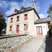 T2 calme est lumineux proche centre, hotel u gradu 'Meymac'