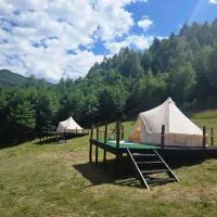 Camping Inima Retezatului, hotel i Nucşoara