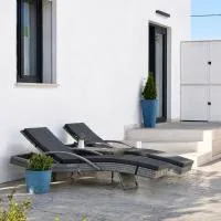 PoliHome, hotel u gradu Monserato