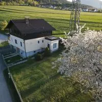 Apartment nahe Semmering mit Sauna, Kamin & Terrasse, хотел 