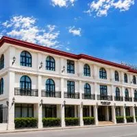 Marcian Garden Hotel, מלון בזמבואנגה