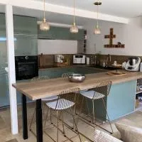 Jolie maison tout confort, hotel en Fleurieux-sur-lʼArbresle