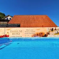 Apartmaji s Savnami - Wellness Gobi, hotell i Podčetrtek