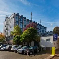 Sunday Hotel Köln Brühl, hotel em Brühl