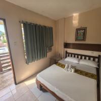 Silverise Guest House، فندق في إل نيدو
