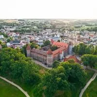 Hotel&Restauracja Zamek Bytów โรงแรมในบิโตฟ
