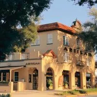 Artisan Downtown, hotel di De Land