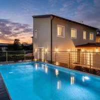 Petit Hotel, מלון בפראטו