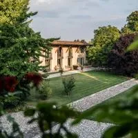 Agriturismo Corte Ruffoni, hotel v destinaci Zevio