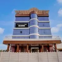 Townhouse Oak Karkamb Road Pandharpur Formerly Grand Residency, hotelli kohteessa Pandharpur