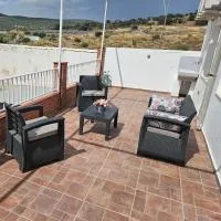 Charming 3-Bedroom Apartment in Scenic Malaga: Villanueva de Algaidas'ta bir otel