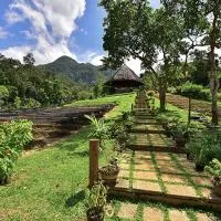 Sheridan Organic Farm and Resort, hotel din Maratapi