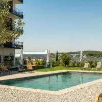 Golden Tulip Hotel & Rooftop Martigues Provence, hotel u gradu Martige