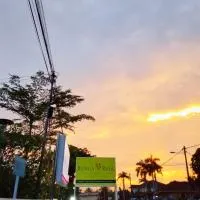 Bunga Raya Resort Parit Buntar، فندق في باريت بونتار