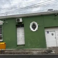 Hostal Casa Verde, hotel i Santa Ana