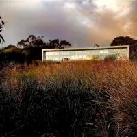 The Glass Haus Bruny Island、Alonnahのホテル