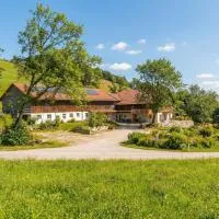 Frankenfelsberg, hotell i Oedrotte