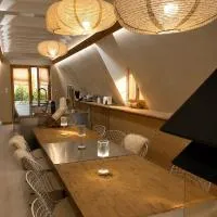 Casa Neste: Grange rénovée haut de gamme – hotel w mieście Arreau