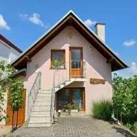 Ubytování u rybníka Bořetice, hotel Bořeticében