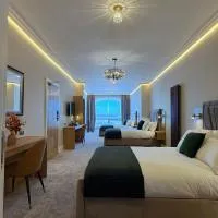 Emerald Tide Hotel - Blackpool، فندق في بلاكبول