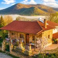 Kirki Old Winery Guest House، فندق في Kírki