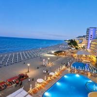 First Line Hotel Berlin Golden Beach Studio 310, hotell i Varna