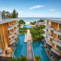 Sand Dunes Chaolao Beach Resort, hotel di Chao Lao Beach