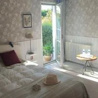 Chambre à louer Sortie A6 Sud Auxerre, хотел в Venoy