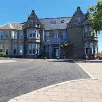 The Strathearn Hotel, готель у місті Файф