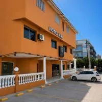 KIN Hotel, hotel em Villa Carlos Paz