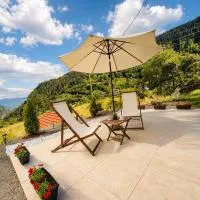 Childhood Garden Guest House, hotel em Berane