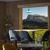 HOTEL Restaurante TurMo, hotel in Labuerda