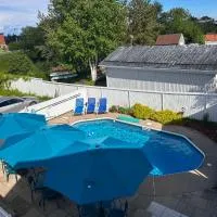 Hôtel Auberge St-Félicien – hotel w mieście Saint-Félicien