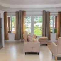Agape Suites-Room 3- 1st Floor, хотел в Суфриер