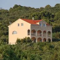 Villa Lunaris, ξενοδοχείο σε Maslinica