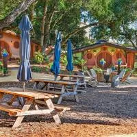 Hobbit Hideout, hotel din Watsonville
