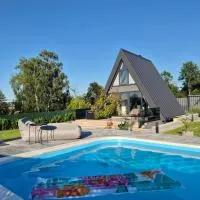 Nikis House Luxury Pool - Spa Villas, hotelli kohteessa Ba°evac