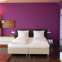 HOTEL MARIA, hotel u gradu Gramatneusiedl