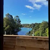 Tiki Ocean Holiday home، فندق في توتوكاكا