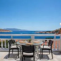 Filoxenia Apartments, hotel di Halki