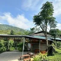 Song Ban Mountain Homestay, viešbutis mieste Ha Giangas