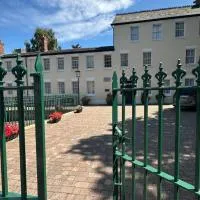 St Winefride's Guesthouse, hotel en Holywell