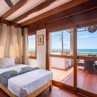 El Templo Surf House, хотел в Пунта Ермоса