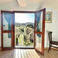 Ferula romantica mansarda tra fiumi e montagne Sardegna, hotel u gradu Seùlo