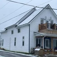 Fin's Studio, Fundy Park – hotel w Almie