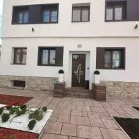 Къща за гости Старлес, hotel u gradu 'Malko Tŭrnovo'