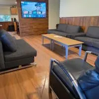 Hope Sunshine Valley Scenic Mountain View House 3BR 3Bath – hotel w mieście Hope