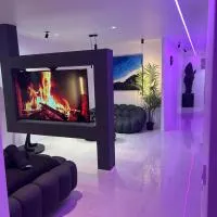 TheFloor - Hotel Spa, hotel a Coignières