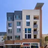 Hampton Inn & Suites Los Angeles - Glendale: Glendale şehrinde bir otel