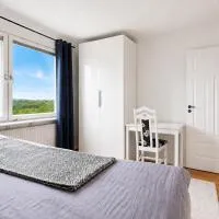 Room in apartment with shared facilities – hotel w Sztokholmie